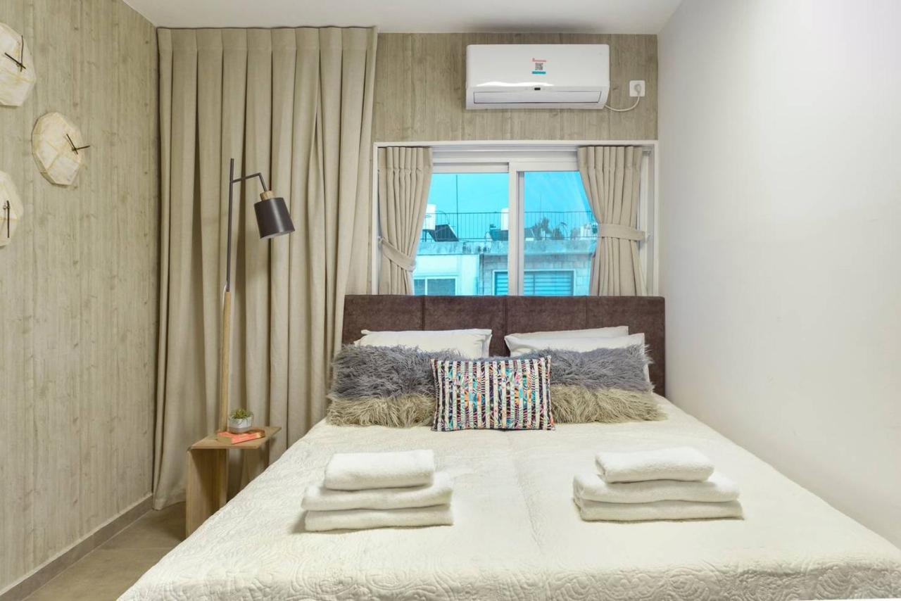 Authentic One Bedroom Apartment In City Center Jerusalem Exterior photo